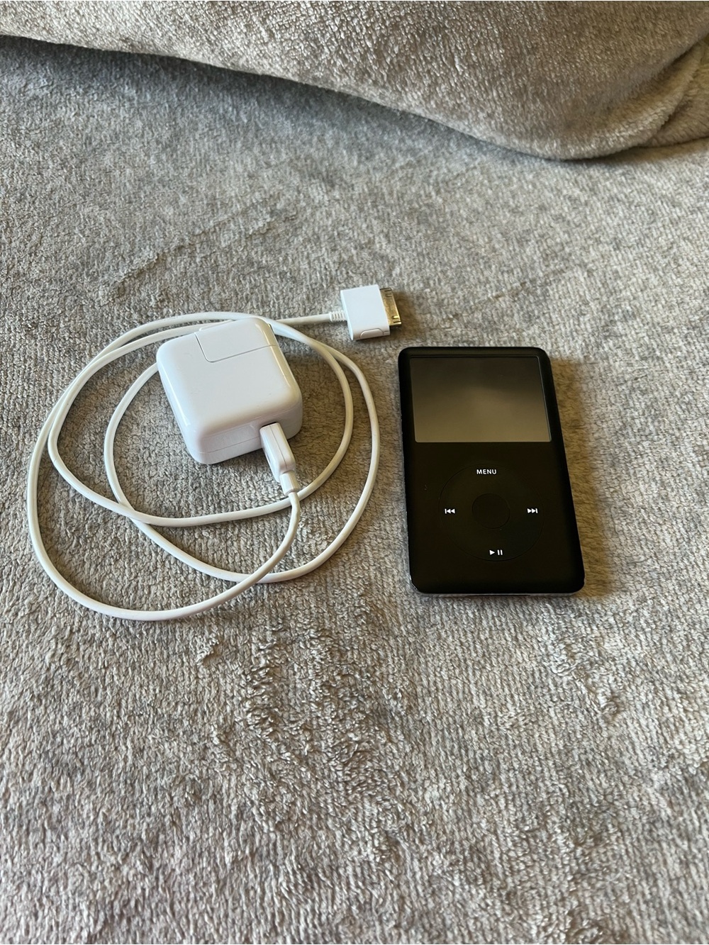 Apple iPod classic (6th Generation, 80GB)